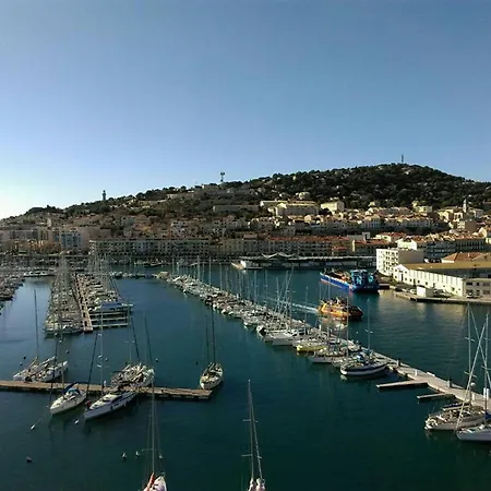 T2 Avec Loggia, Climatise Et Parking A Pour 5 Pers. - Fr-1-472-208 Apartment