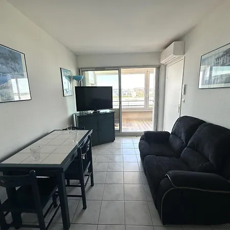 T2 Avec Loggia, Climatise Et Parking A Pour 5 Pers. - Fr-1-472-208