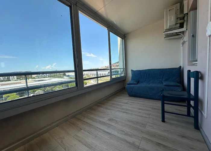 T2 Avec Loggia, Climatise Et Parking A Sete Pour 5 Pers. - Fr-1-472-208