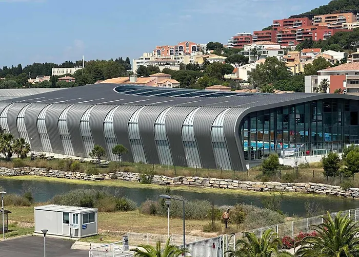 شقة T2 Avec Loggia, Climatise Et Parking A Sete Pour 5 Pers. - Fr-1-472-208